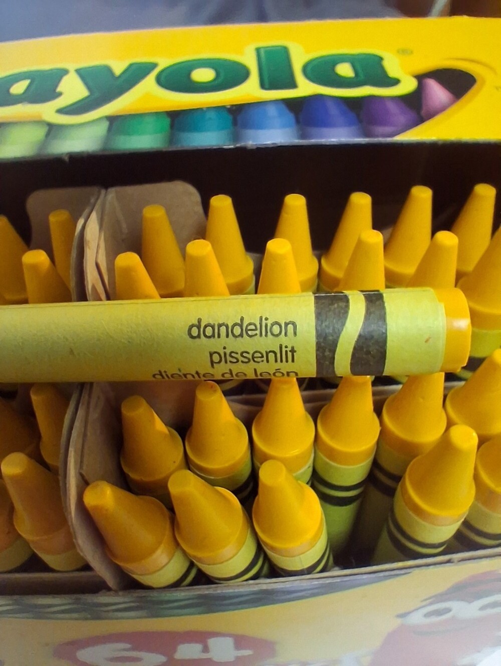 (64)Crayola Crayons (Dandelion) Single Color Bulk Lot - Picture 5 of 5